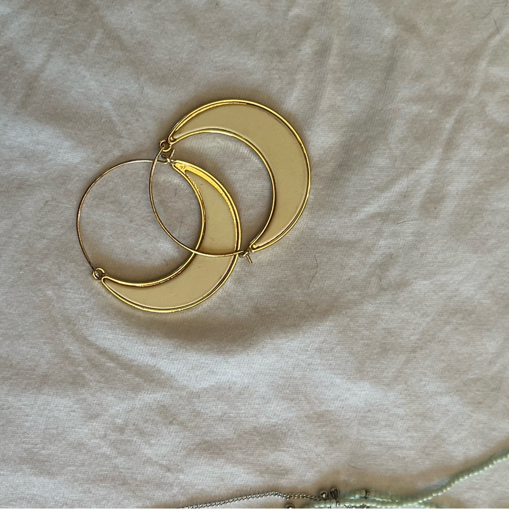 Elegant Gold Crescent Hoop Earrings